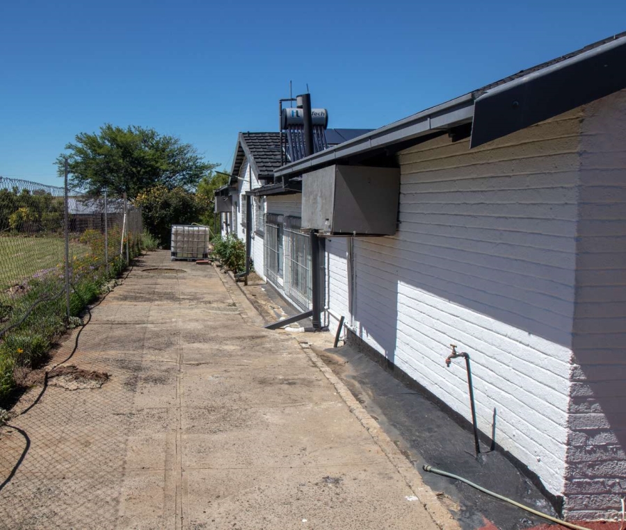 4 Bedroom Property for Sale in Oranjeville Free State